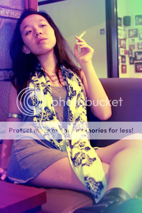 vinda sonata,photography by devina,scarf by the little things she needs