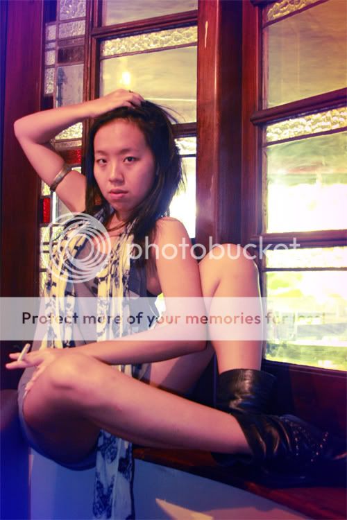 vinda sonata,photography by devina,scarf by the little things she needs