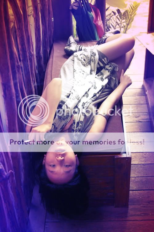 vinda sonata,photography by devina,scarf by the little things she needs